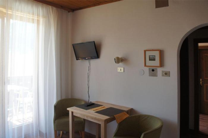 Hotel Alpenresidenz Maria à Silandro Extérieur photo